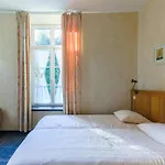 Spacious Apartment In A 16Th-Century Castle * Aywaille