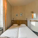Spacious Apartment In A 16Th-Century Castle Casa vacanze Aywaille