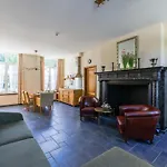 Spacious Apartment In A 16Th-Century Castle * Aywaille