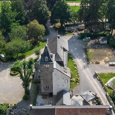 Spacious In A 16th-century Castle Casa de Férias *