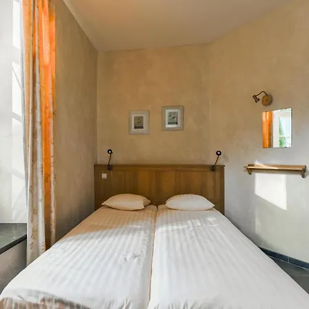 Spacious In A 16th-century Castle Casa vacanze Aywaille