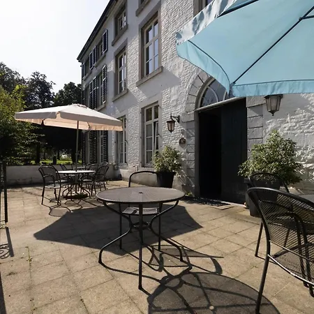 In Near Chateau De Dieupart Сasa de vacaciones