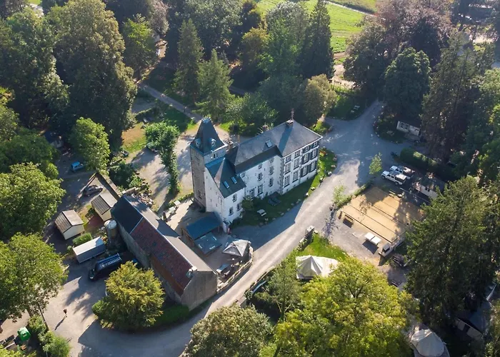 Spacious Apartment In A 16Th-Century Castle Aywaille