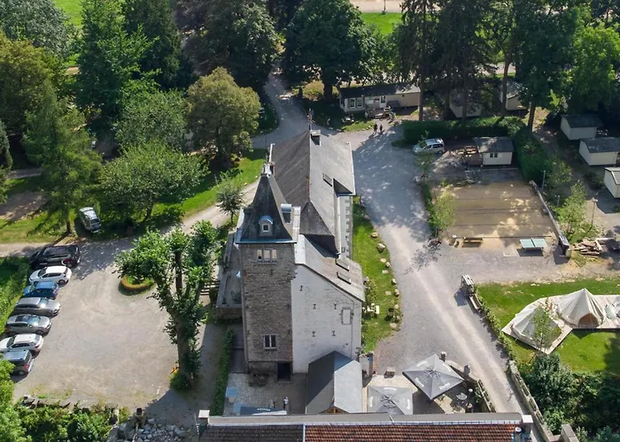 Spacious Apartment In A 16Th-Century Castle Prázdninový dům *
