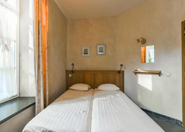 Spacious Apartment In A 16Th-Century Castle Prázdninový dům Aywaille